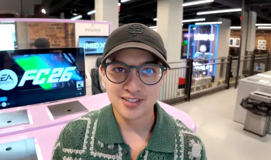 Creator filming MemoMind One